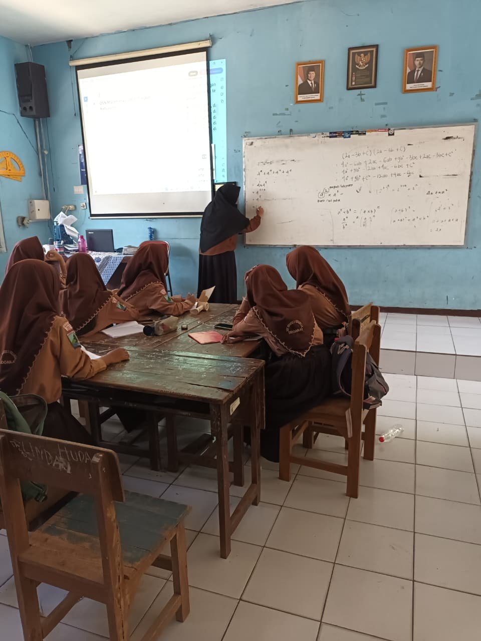 Ekstrakurikuler Sains (Matematika)